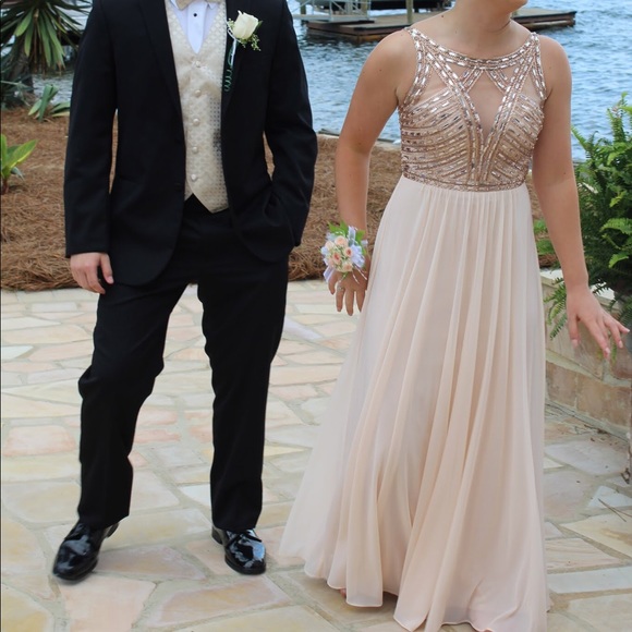 Prom - Picture 5 of 5